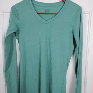 Eastern mountain sport long sleeve shirt